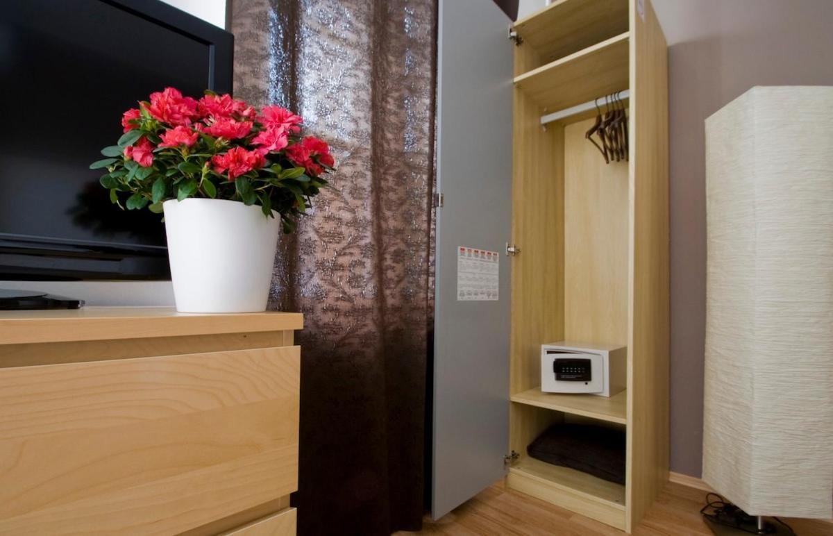 Lovely In The Heart Of Downtown Apartament *