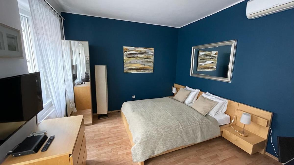 Apartament Lovely In The Heart Of Downtown *